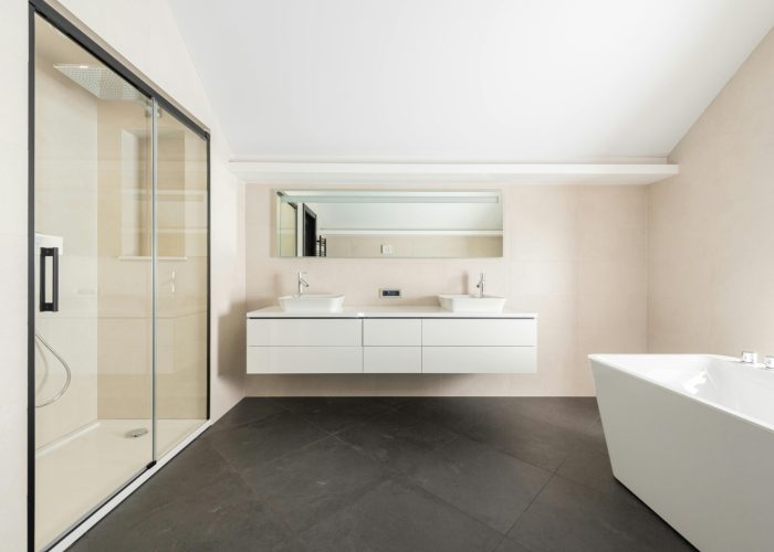 vonios kambarių montavimas